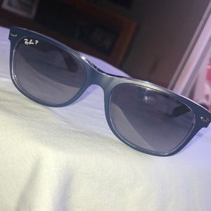 Ray-ban    sunglasses